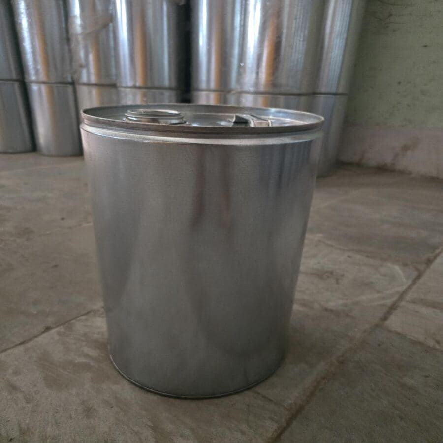 Galvanized iron drums for chemical and oil storage, Mumbai manufacturer
